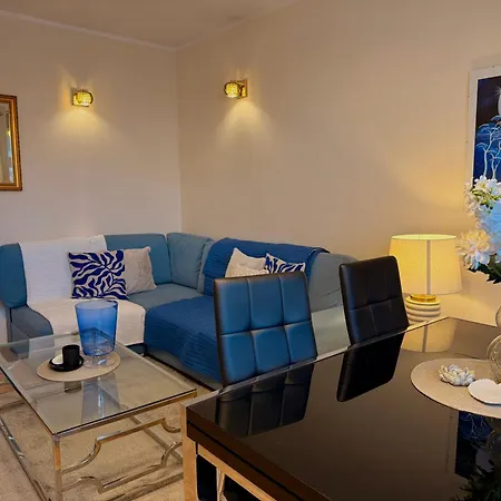 アパート 3br W/ Parking Near Wawel & Old Town *