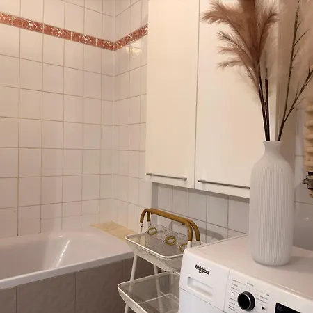 3br W/ Parking Near Wawel & Old Town *